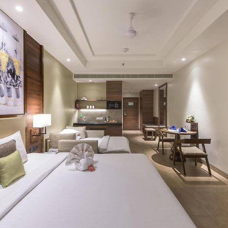 Hotel Club Mahindra Ashtamudi à Nīndakara Extérieur photo