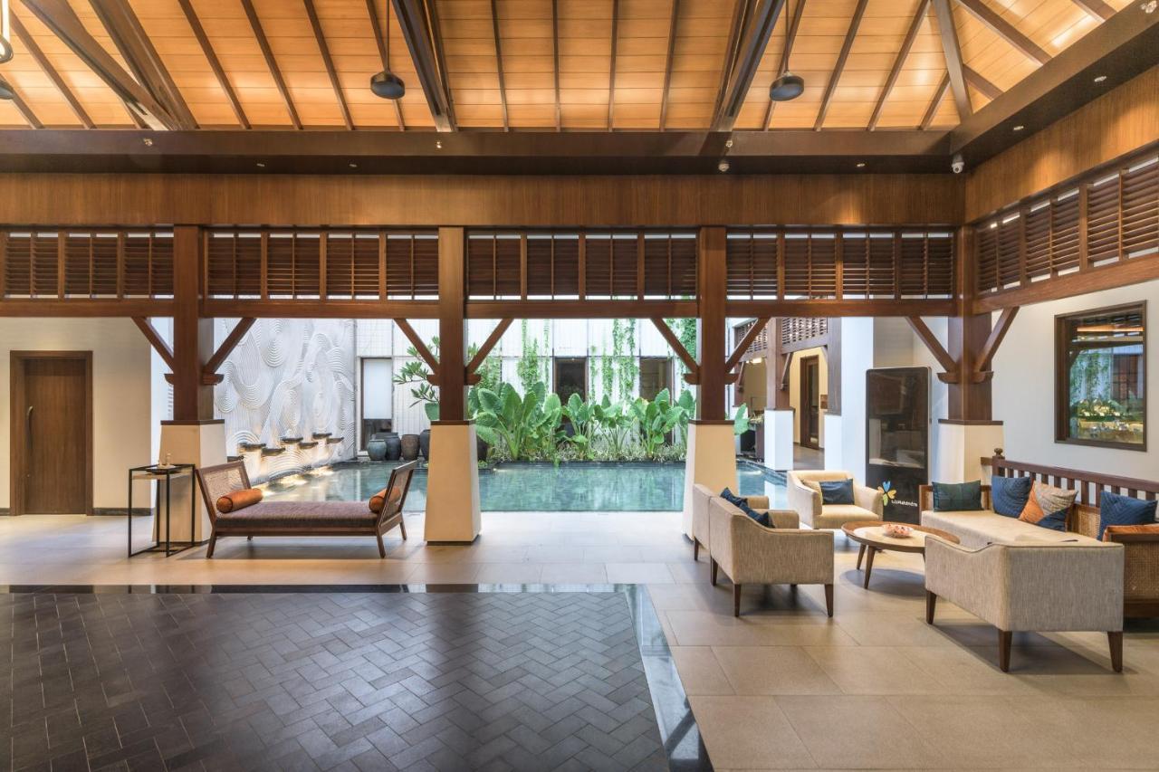 Hotel Club Mahindra Ashtamudi à Nīndakara Extérieur photo